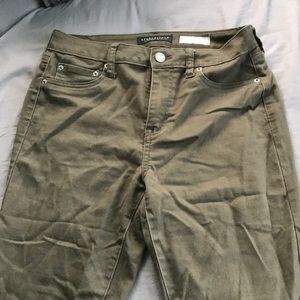 Aeropostale high waisted jegging. Never worn